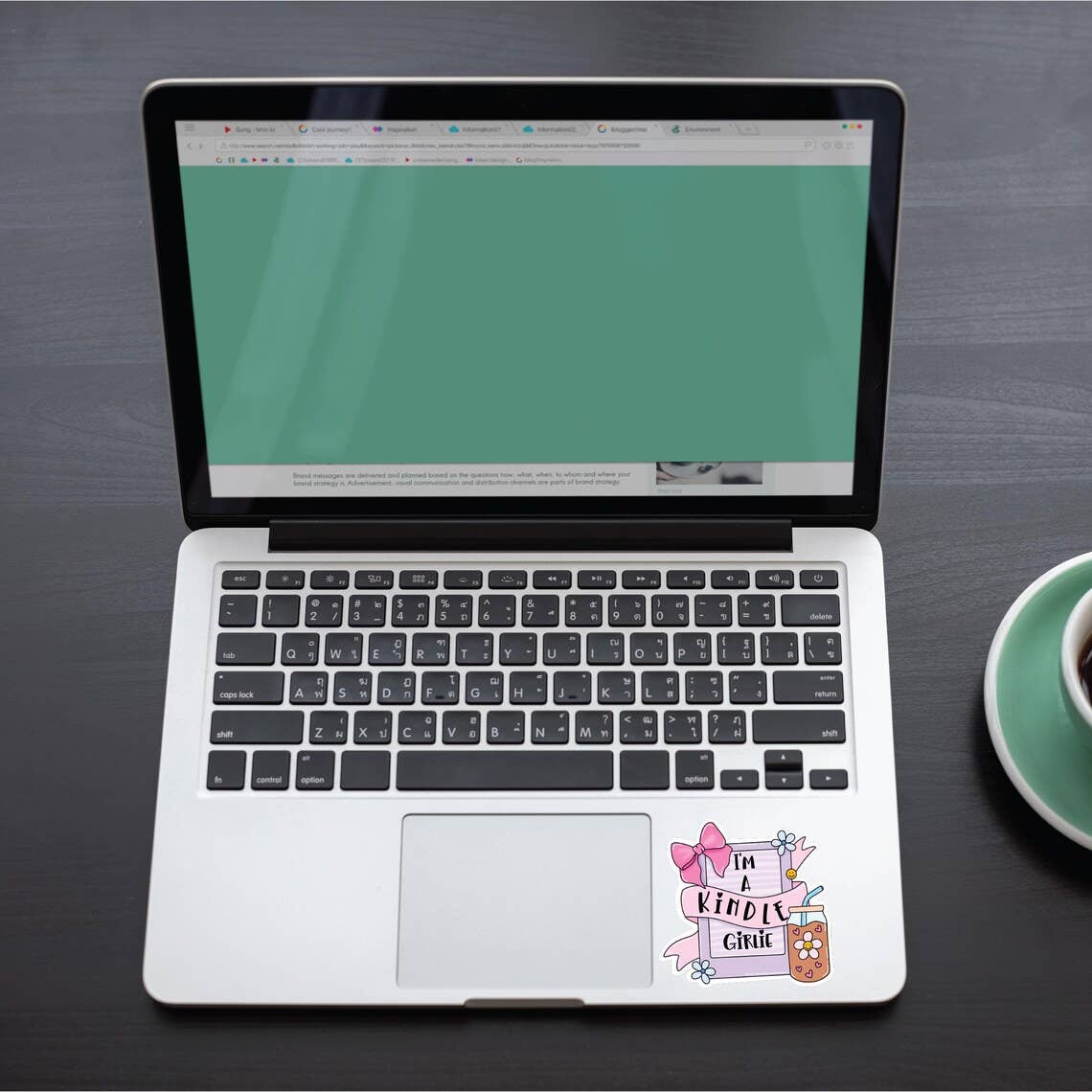 Kelli's Creations - Wholesale Sticker - I am a kindle girlie sticker, laptop decal, Booktok, Kindle 3