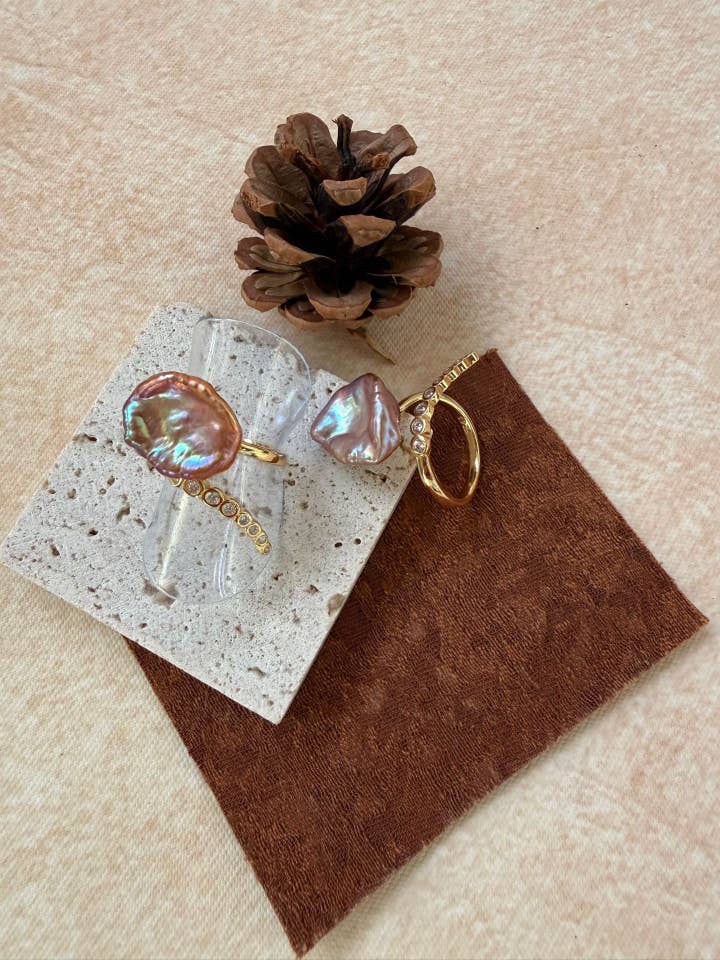 Rebecca Keshi Perle Ring for engroshandel hos ZEN&CO Studio