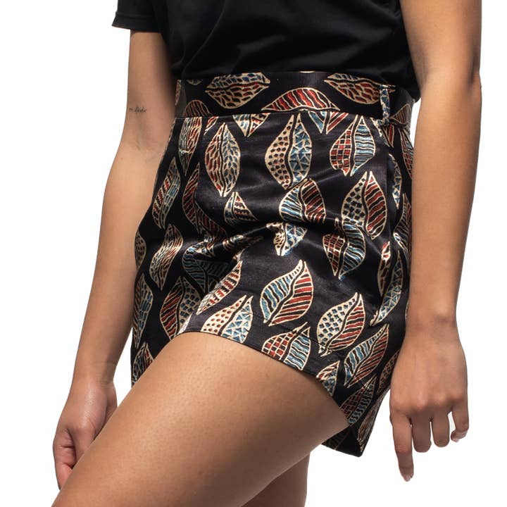 Kurinji - Venta al por mayor Pantalones cortos - Mujer - Pantalones cortos con estampado de bloques teñidos naturales Gaia