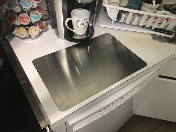 Epic QT - Wholesale Cutting Board - Premium Heavy-Duty 18 Gauge Brushed 304 Stainless Steel Flat Cutting Board1