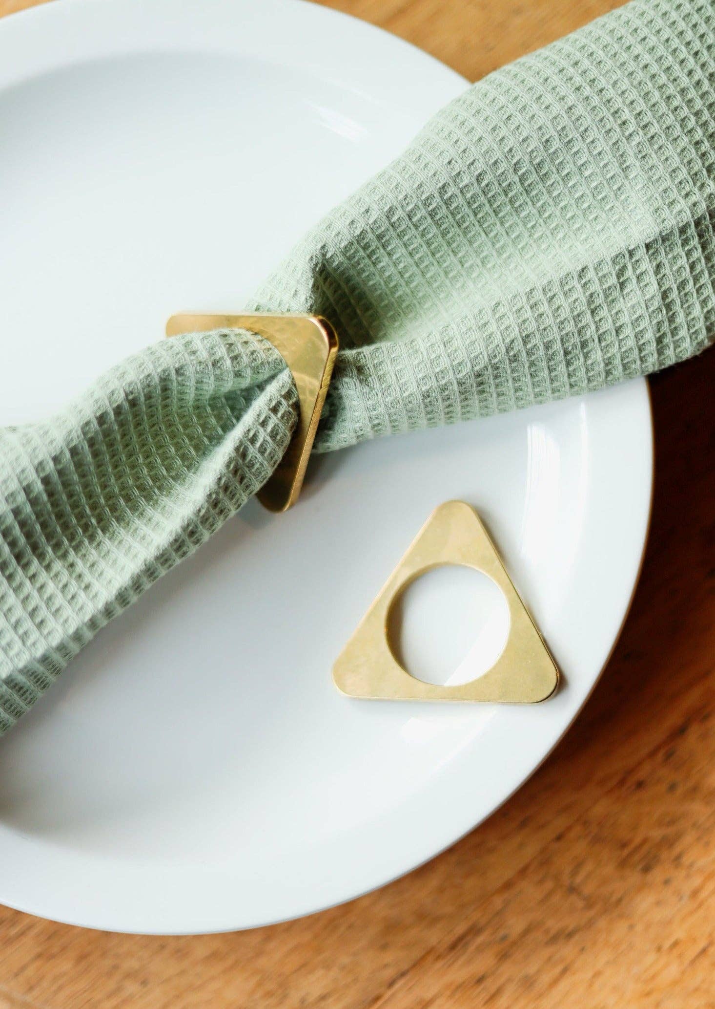 Pivot - Wholesale Napkin Ring - Napkin Rings - Brass (Set of 2)6