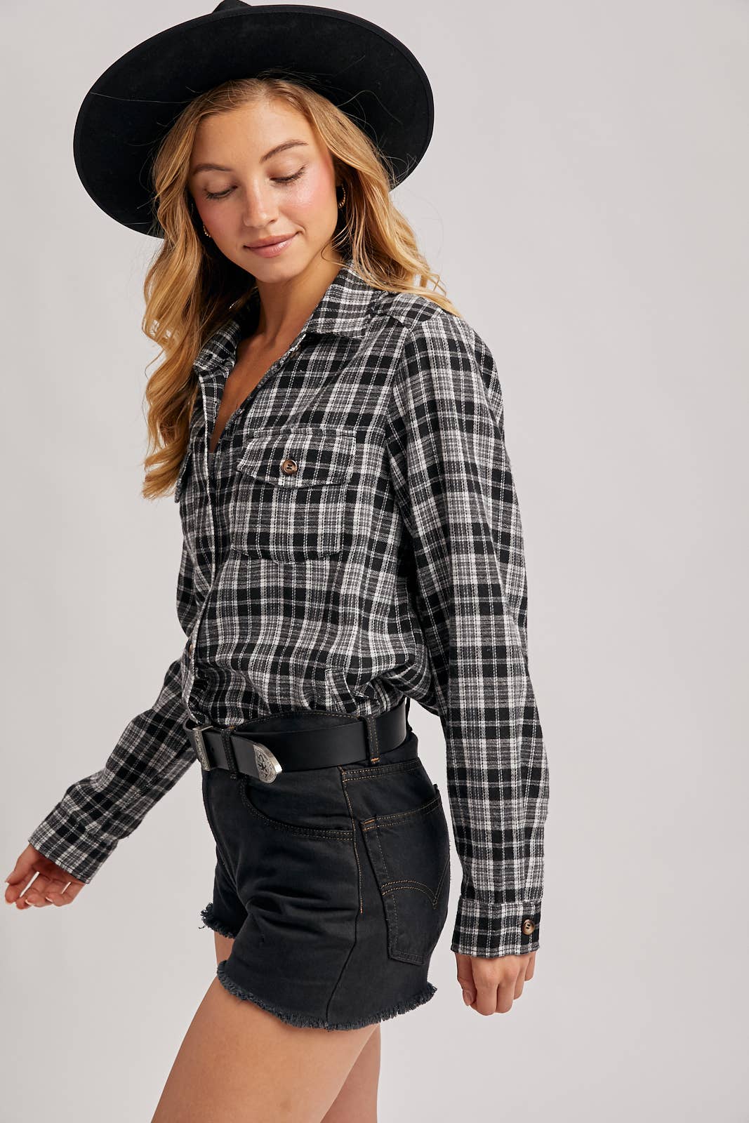 Bluivy - Wholesale Shirt - Women's - BUTTON DOWN PLAID SHIRT WITH POCKETS - 4TH OF JULY31