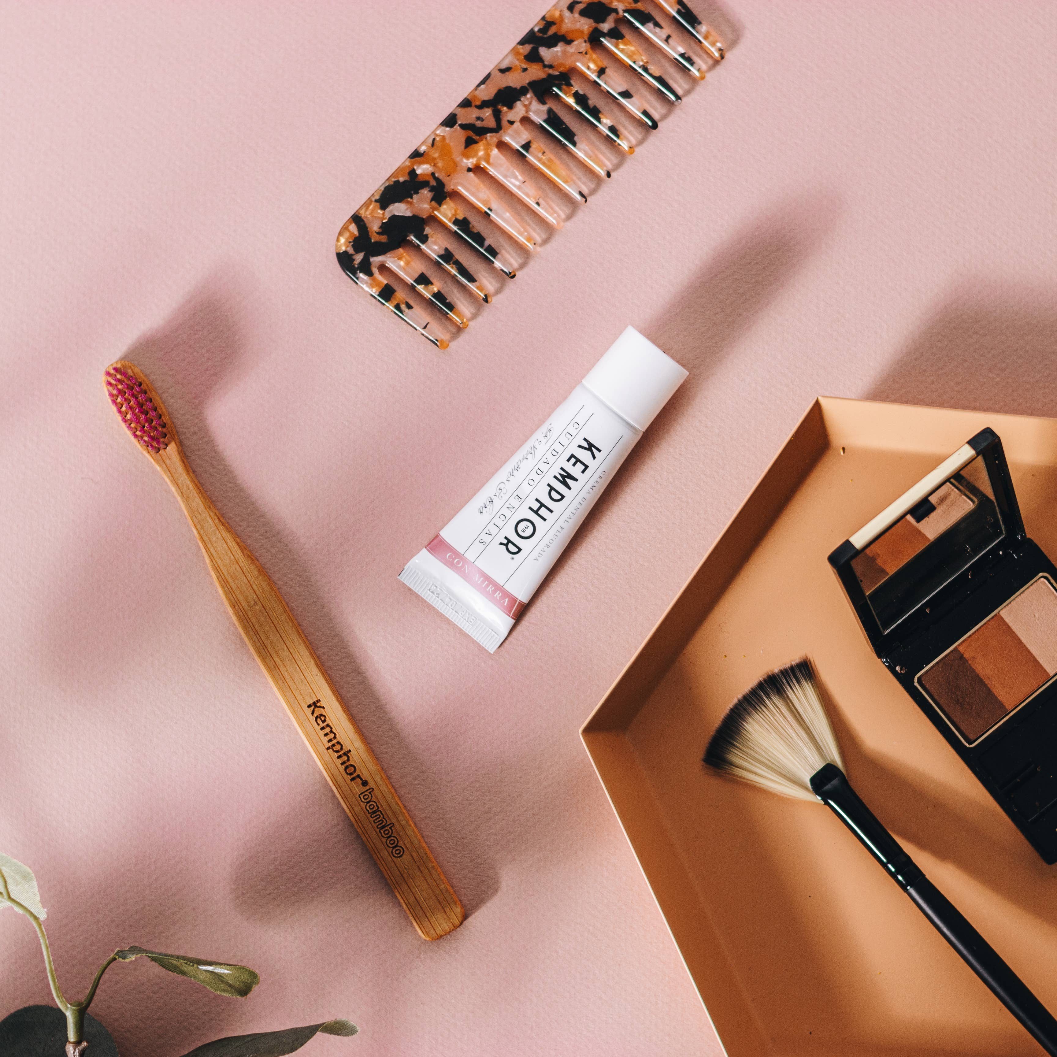 Laboratorios Verkos S.A - Wholesale Mouthwash - KEMPHOR 1918 Gum Care Cream 75 ml3