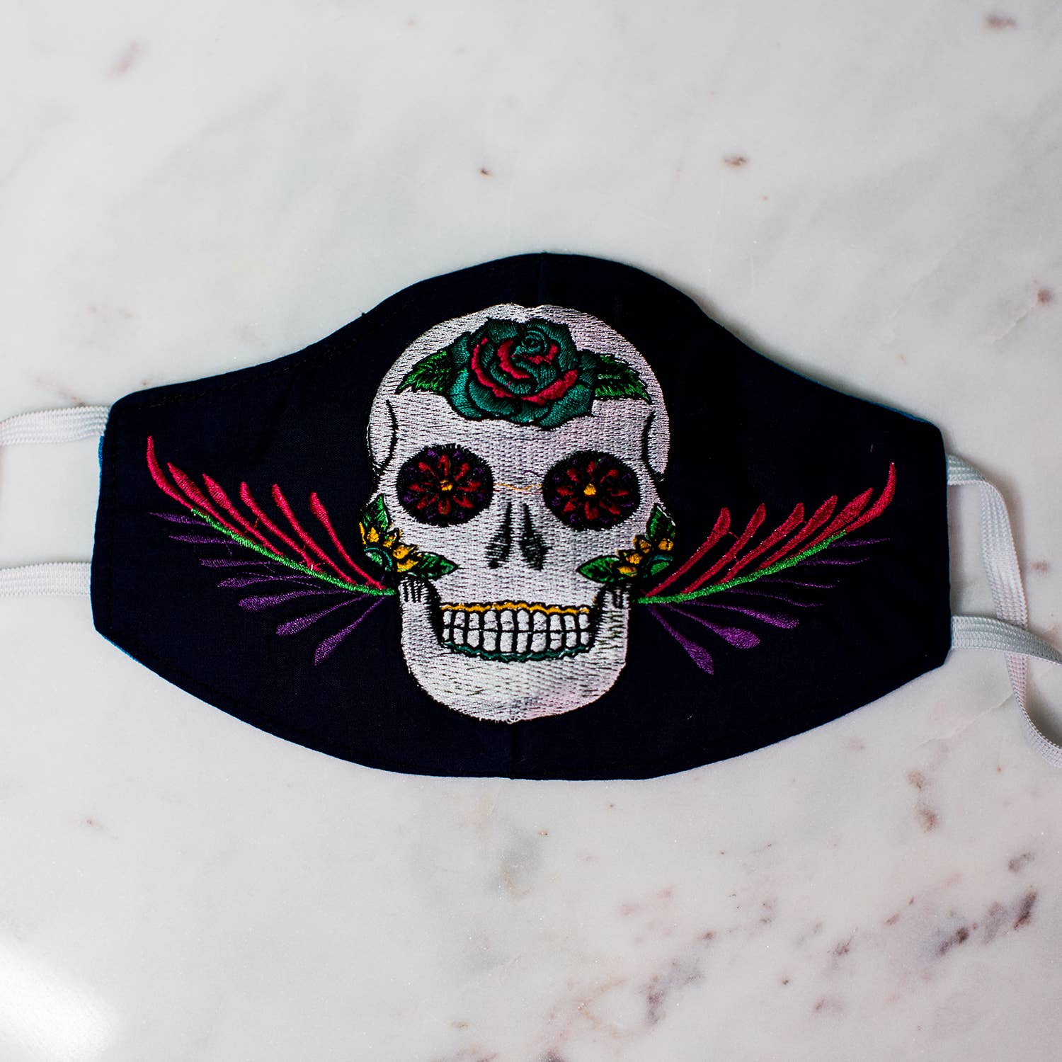 Lucia's Imports - Venta al por mayor Mascarillas desechables no quirúrgicas - Mascarilla Sugar Skull (25% de descuento)2