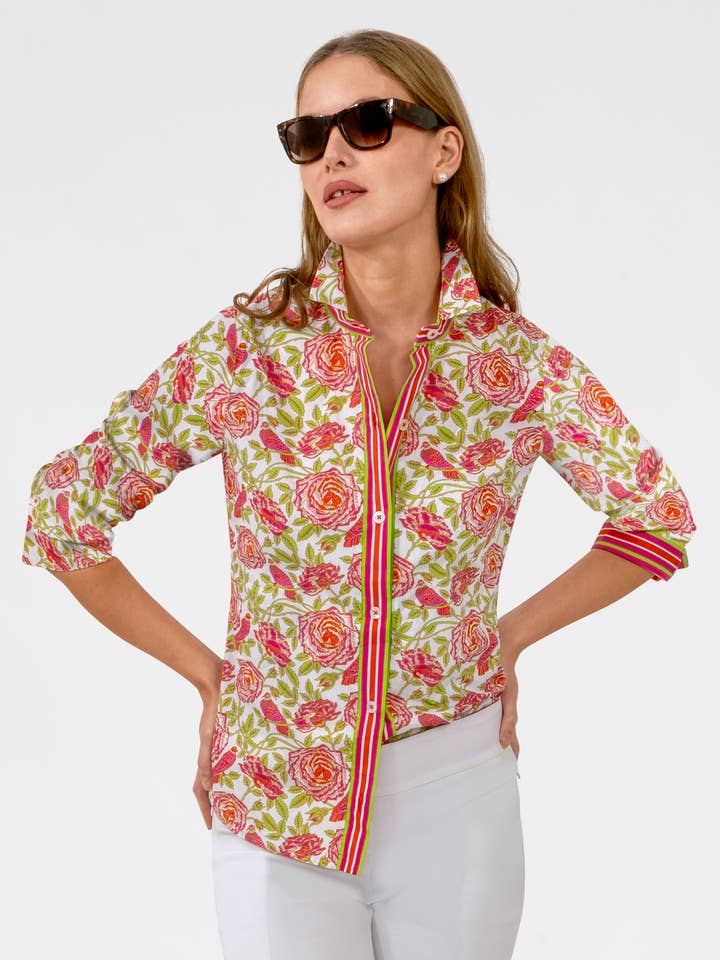 Camisa do Namorado - Cheira as Rosas por atacado de Gretchen Scott LLC