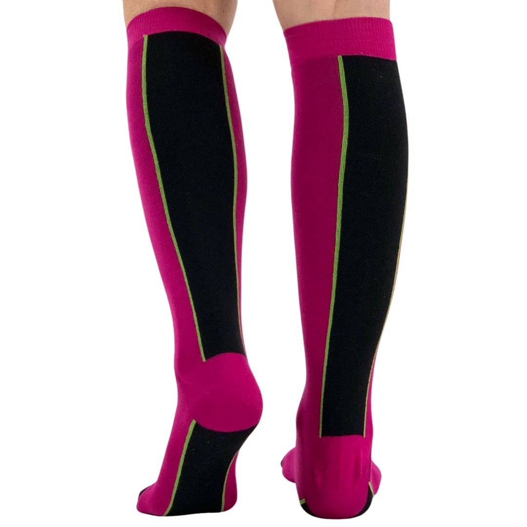 C.C.&Co.Srl – Großhandel Socken – Damen – Damensocken aus Baumwolle in Zweifarb-Design Schwarz und Fuchsia, Code 3881