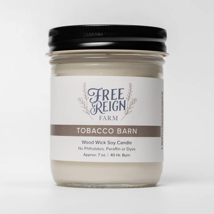Free Reign Farm – Vela em jarro/copo por atacado – Tobacco Barn: Vela de Soja Wood Wick