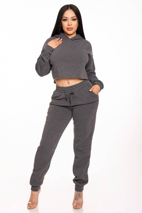 Lime All the Time – Engroshandel Top- og buksesæt (IKKE Loungewear) - Dame – 2 PC sæt afgrøde hættetrøje og matchende sved bukser1