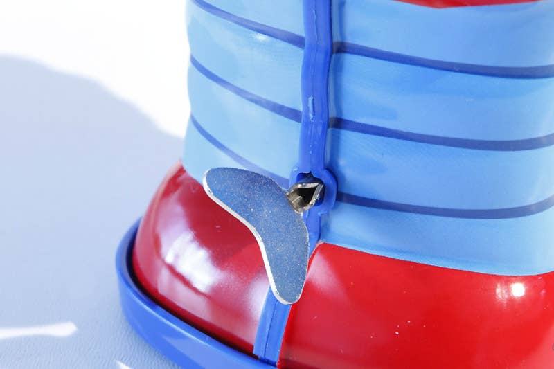 die Blechfabrik e.K. - Wholesale Wind-Up Toy - Kids - Cosmo Tin Robot robot, WTR made in China1