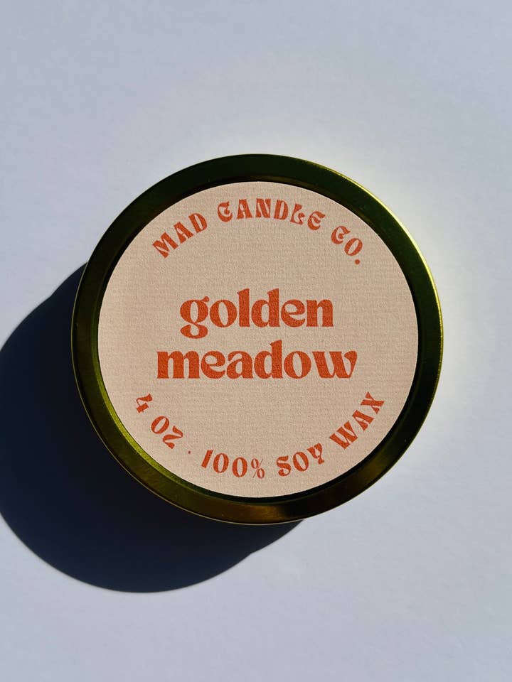 Bougie parfumée Prairie Dorée - Boîte en or de 4 oz & Mèche en bois pour la vente par Mad Candle Co.