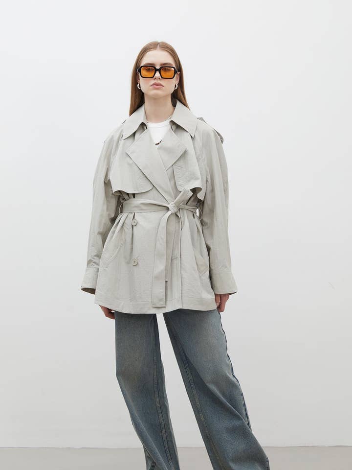 Gabardina corta extragrande Lisbon verde para venta al por mayor de MANUKA