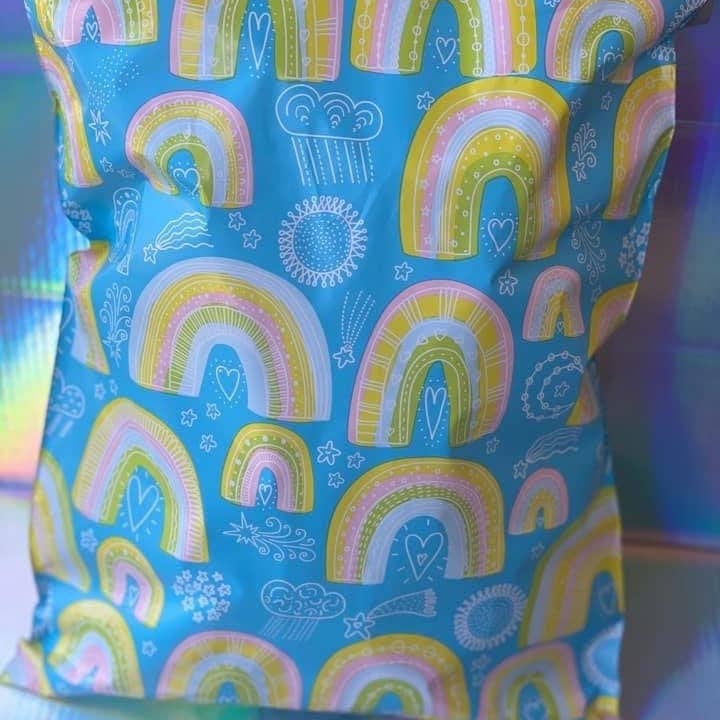 Majestic mailers - Wholesale Enveloppen - 10x13 plastic enveloppen met regenboog aantal 1001