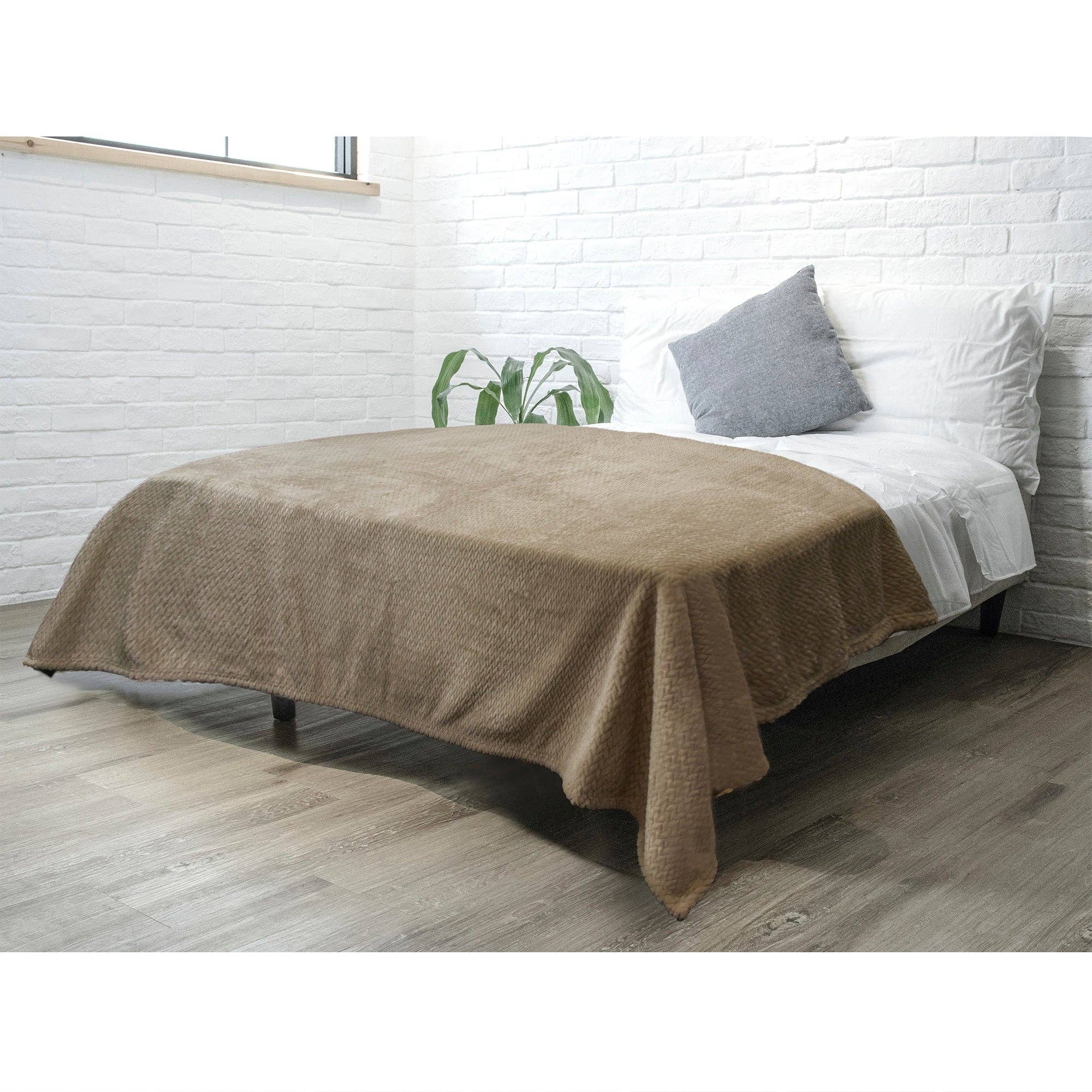 Pavilia – Manta para sofá por atacado – Cobertor de fleece texturizado com estampa de folhas32