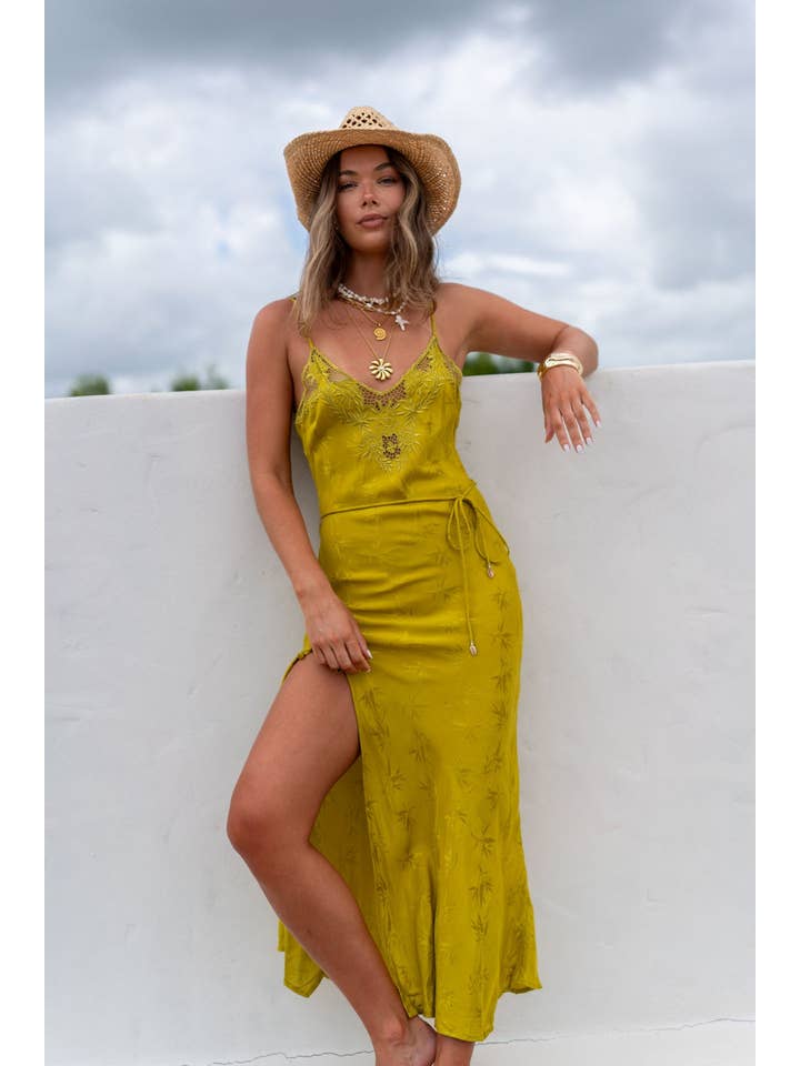 Barefoot Blonde Collection – Vestido - Mulher por atacado – Sveta Midi - Lima