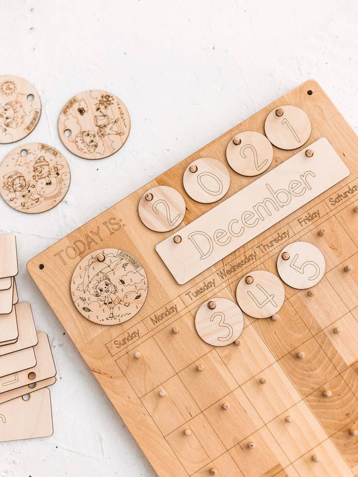 Calendar, Homeschool Montessori materials for wholesale by Woodinout