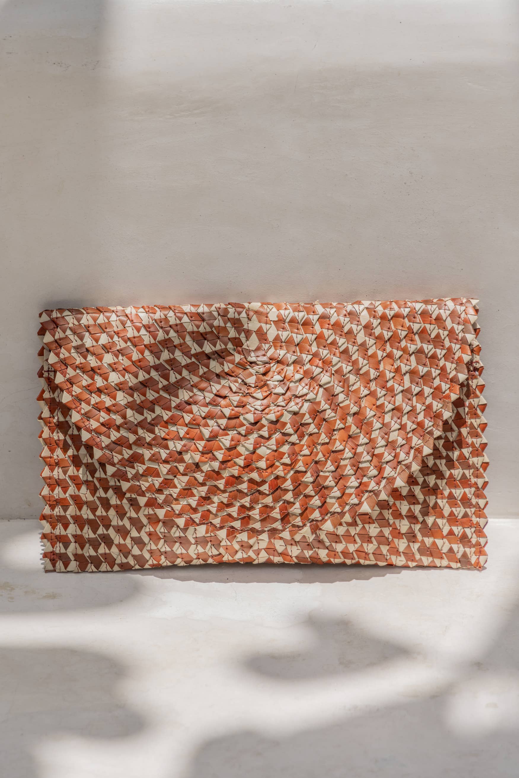 Village Thrive - Wholesale Clutch Bag - Women's - Rattan Clutch in Ombre6