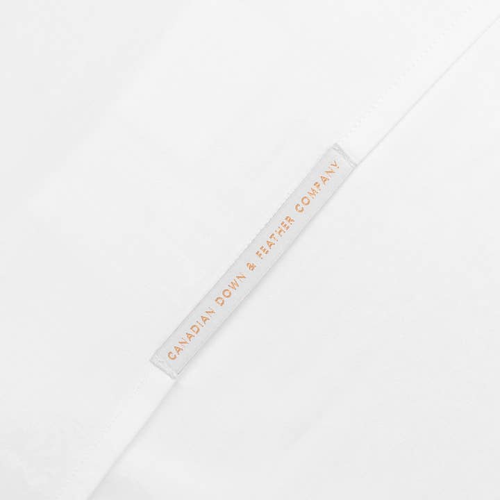 Canadian Down & Feather Company – Großhandel Kopfkissenbezug – Klassischer weißer Körperkissenbezug2