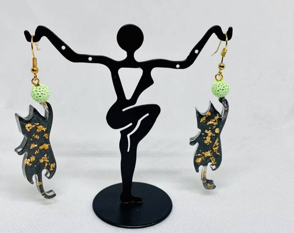 Vivian Treasury - Wholesale Dangle Earrings - Black Playful Cat Dangles4
