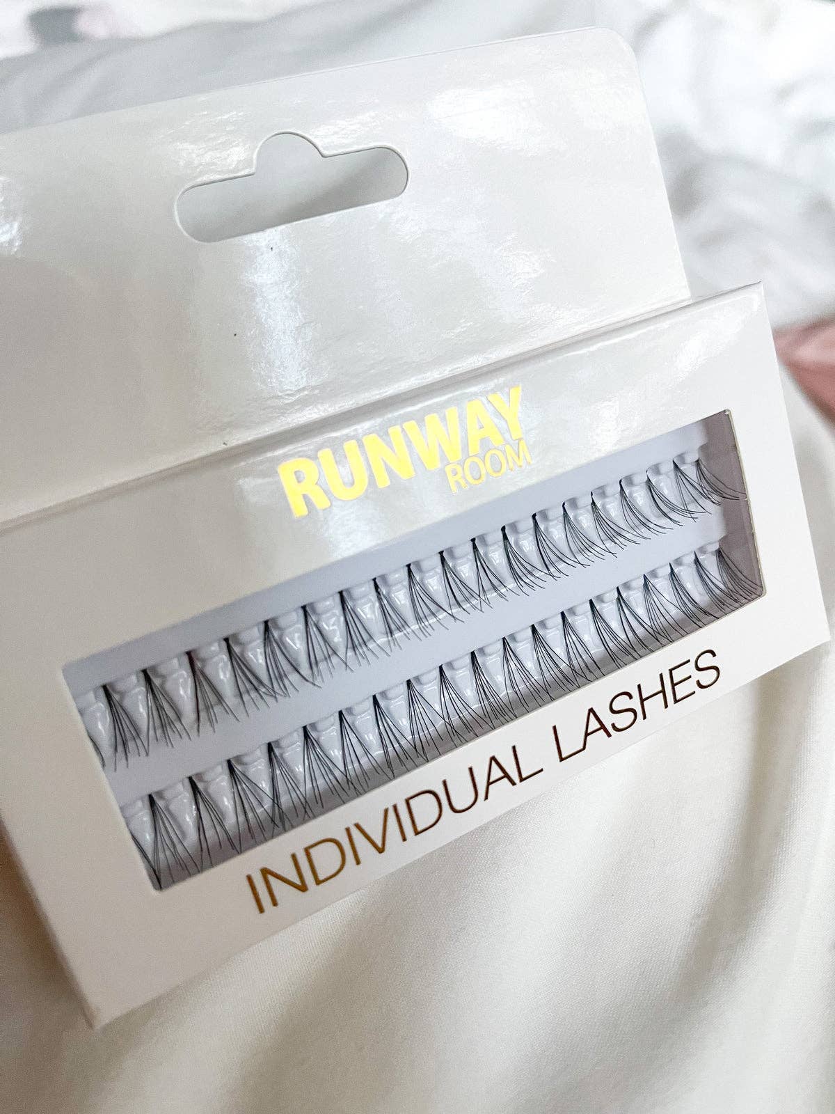 Runway Room Cosmetics – wholesale False/fake eyelashes – Individual Lash0
