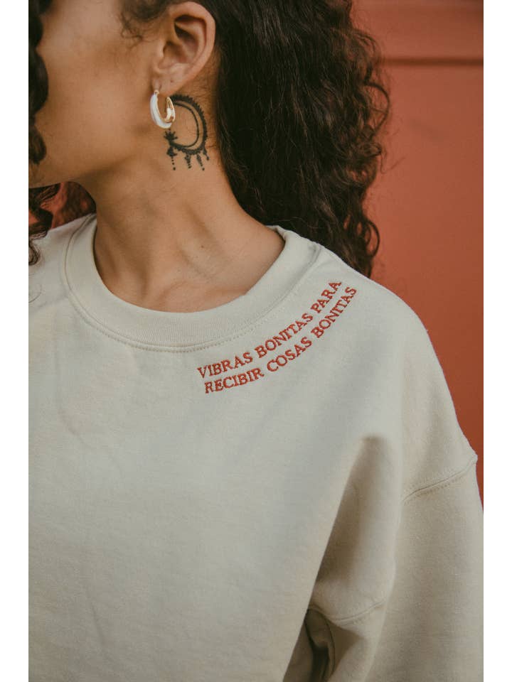 Jen Zeano Designs – wholesale Sweatshirt – Women's – Vibras Bonitas Embroidered Sweatshirt (Sand)2