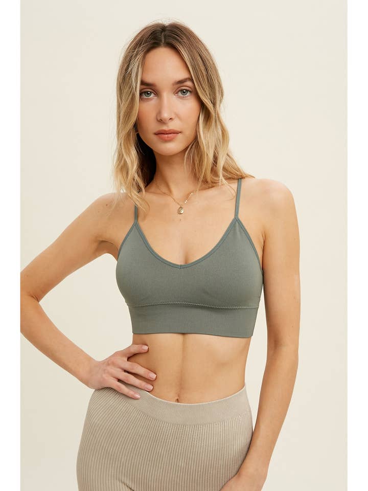 GERIBBELDE NAADLOZE BRALETTE MET LAGE RUG/WL22-6606 voor wholesale door Wishlist Apparel