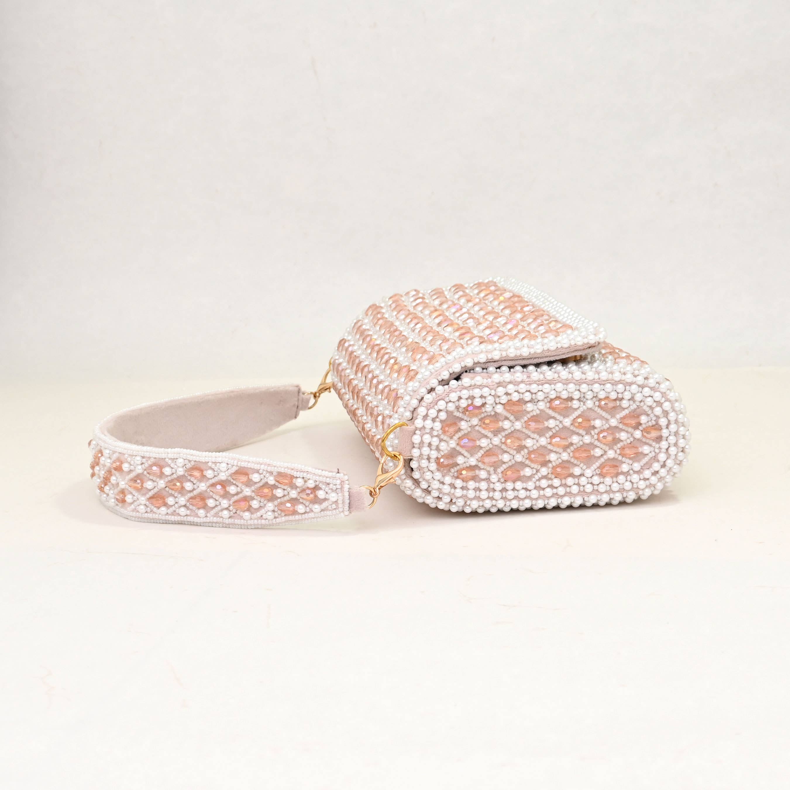 Noyre Berlin – Engroshandel Skuldertaske – til kvinder – Statement-taske Charlotte – Rose Quartz6