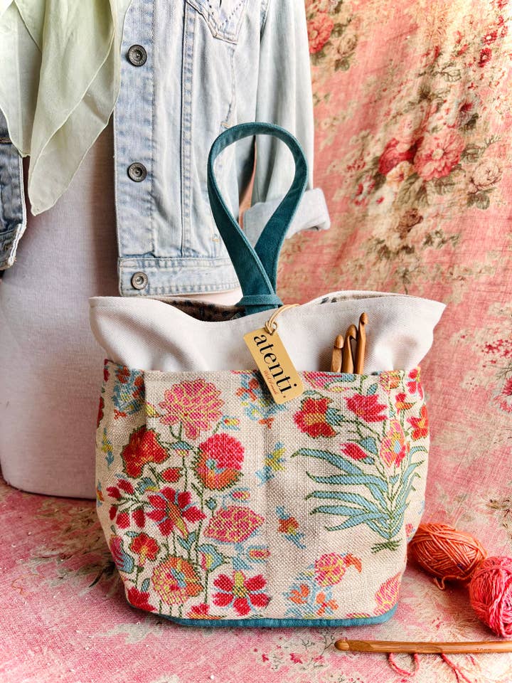 Gemma Tall Caddy – Håndlavet i USA, opbevaringsløsning til garn og tilbehør, Atenti Project Bag for engroshandel hos Atenti