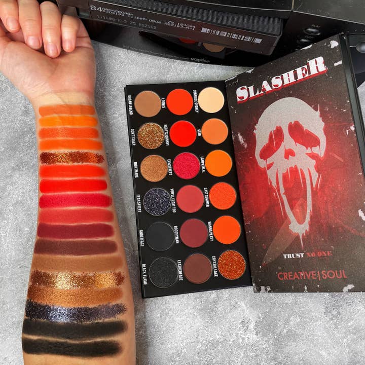Creative Soul Cosmetics – Engroshandel Øjenskyggepalette – Slasher øjenskyggepalette1