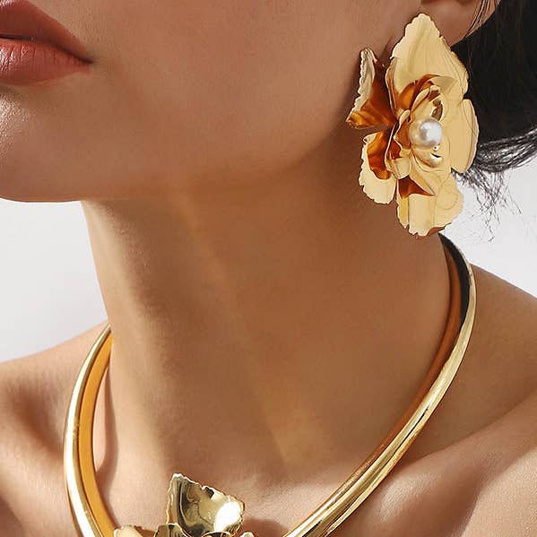 Flower Shape Drop Earrings Necklaces Accessories for wholesale by UZ Wholesale Store