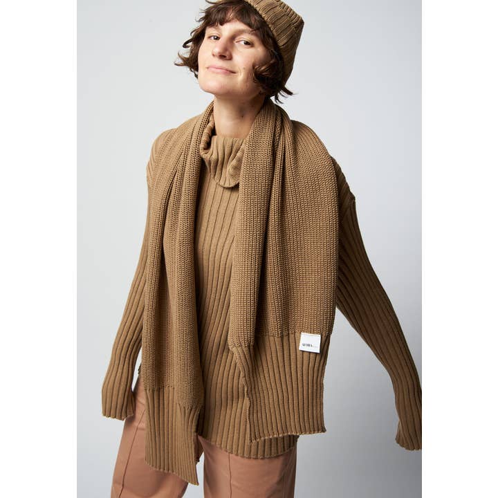 Brown knitted scarf SCAR made of pure organic cotton for wholesale on Faire1