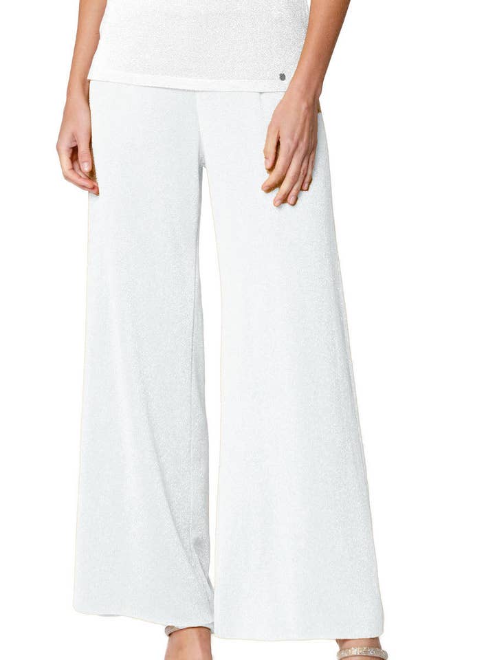 Pantalon scintillant à jambes larges Paola ; blanc argenté pour la vente par Biana