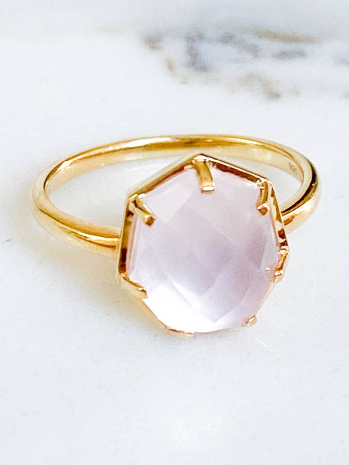 Corinthians Collection Plaqué Or 14 carats Quartz Rose 7 Face pour la vente par Willa James