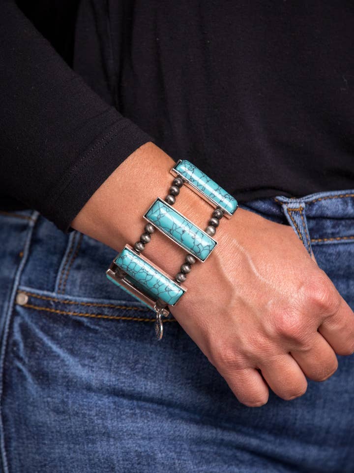 (SALE) Turquoise Bar Stretch bracelet for wholesale by West & Co.