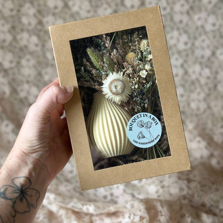 The Gardeners Wife - Wholesale Vase - Bouquet in a Box — Dried Floral Bouquet + Vase Gift Set 23