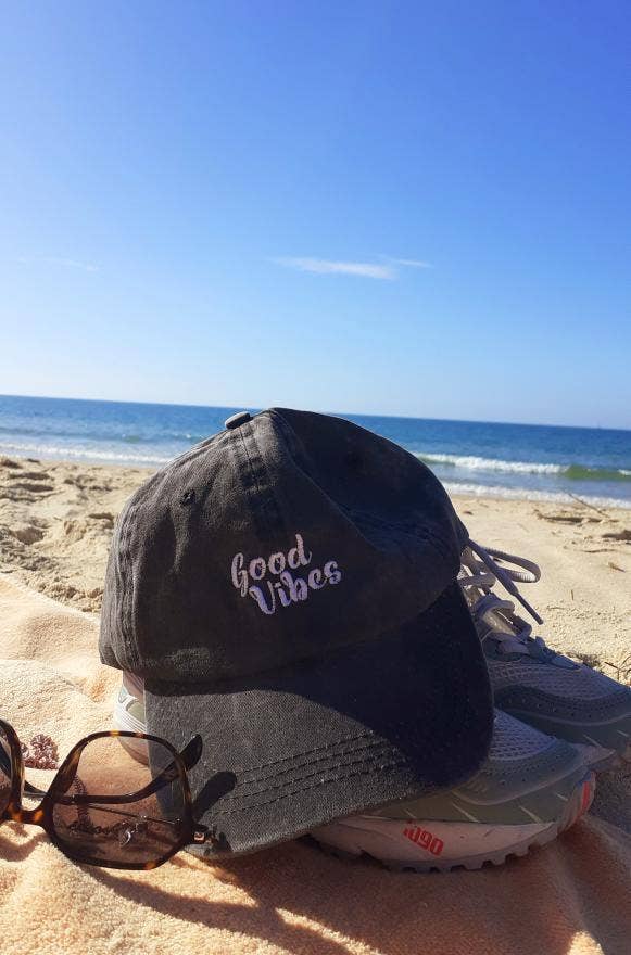 PEGADA SOCKS - Wholesale Baseball Cap - Unisex - GOOD VIBES CAP4