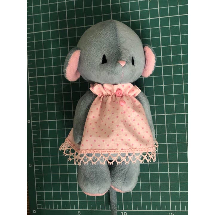 Frank and Bubby - Wholesale Stuffed/plush toy – Kids & baby - Mouse in outfit