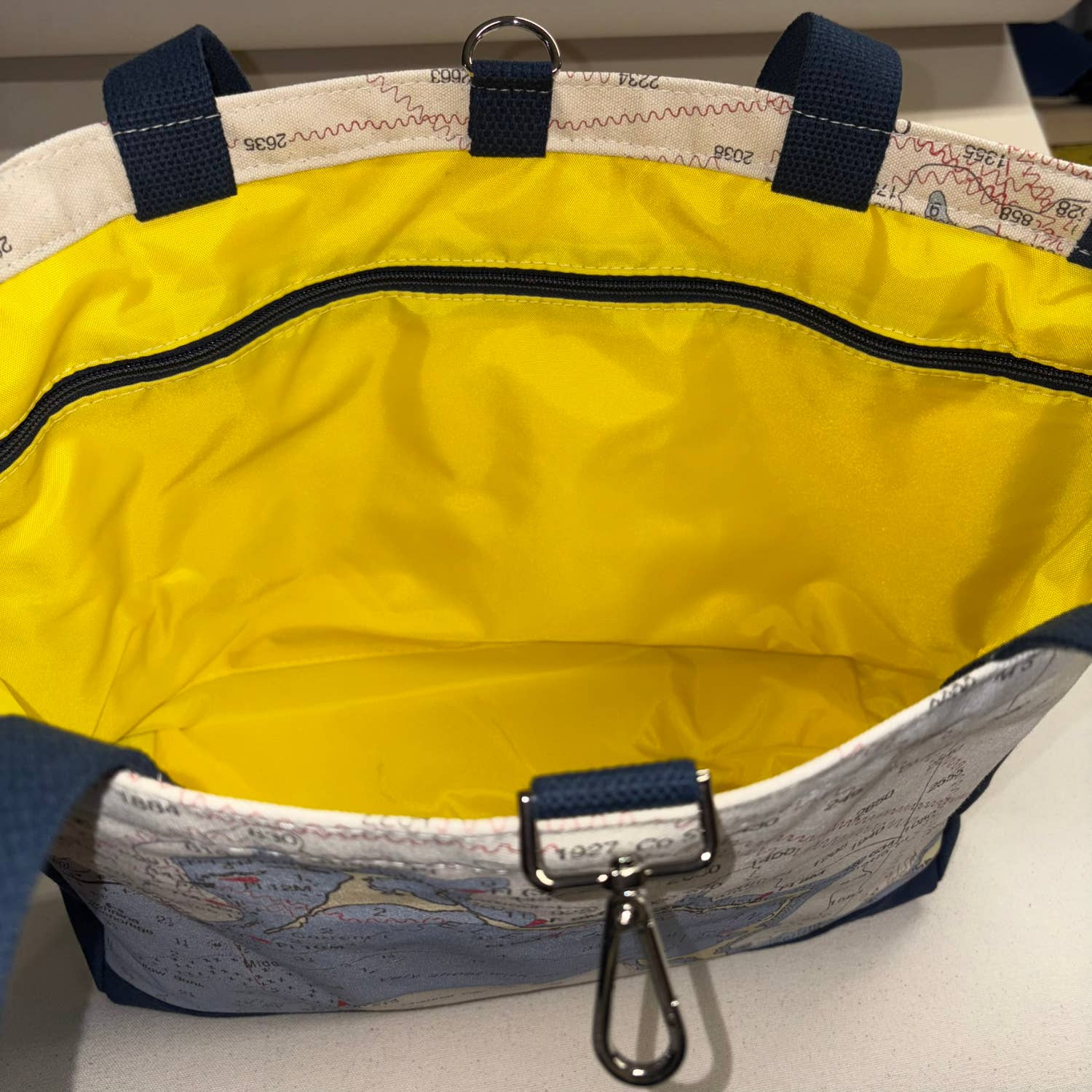 Not for Navigation - Vente Tote bag – femme - Sac fourre-tout nautique côtier – Sac fourre-tout personnalisé avec carte2