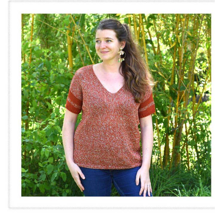 Women's "Socoa" T-shirt knitting pattern for wholesale by LA DROGUERIE