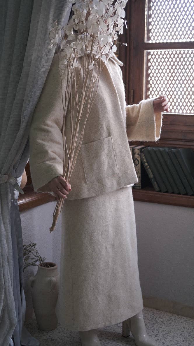 TŪNIQ - Wholesale Skirt - Women's - The Pleated Pencil Skirt | Taliba VII5