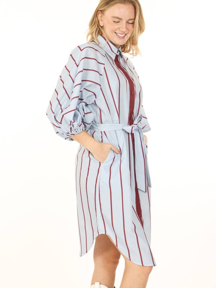 Vestido Camiseiro Midi com Cinto Contrastante e Risca Múltipla KE3004 por atacado de Beulah Style