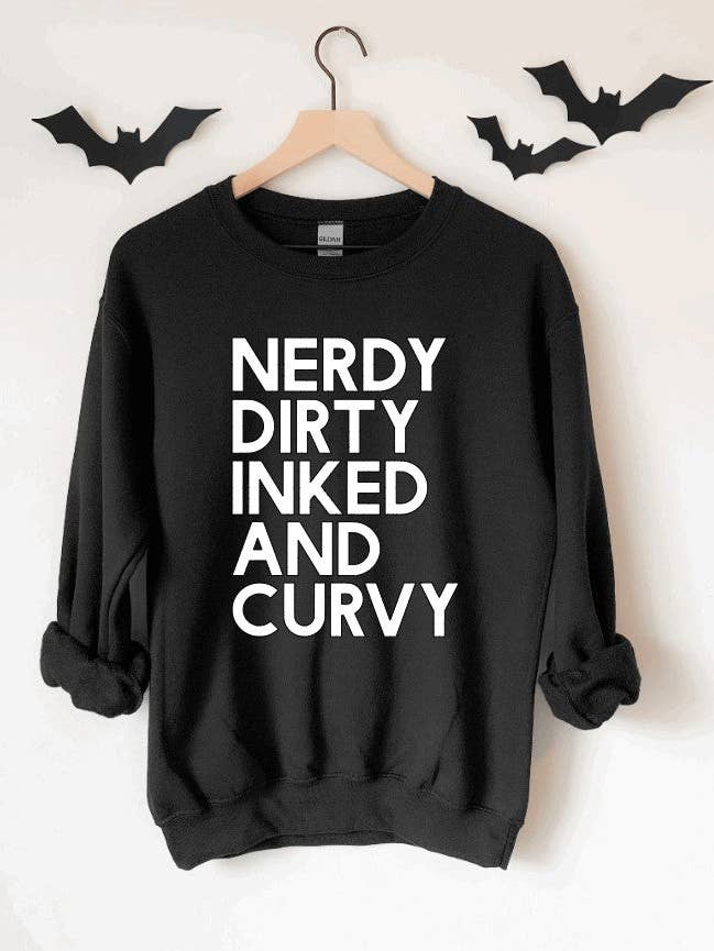 Pull Nerdy, Dirty, Inked & Curvy pour la vente par Witchwood Bags