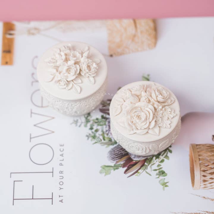 Cream White Blossom Box for wholesale on Faire8