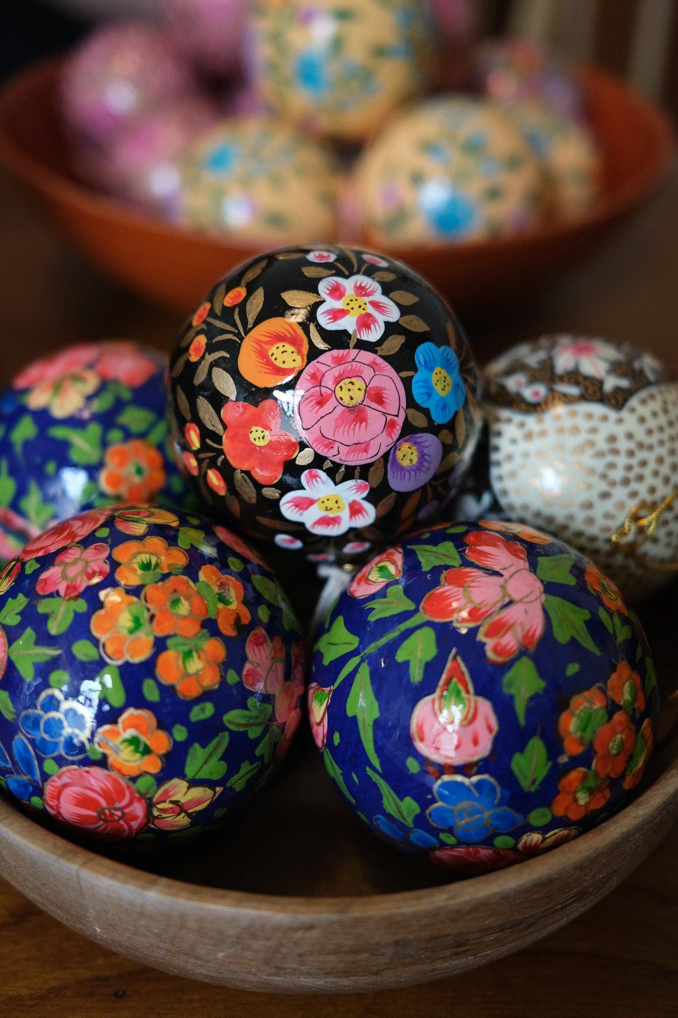 East End Press – wholesale Ornament – UK/EU: Dark Blue Blossoms Bauble13