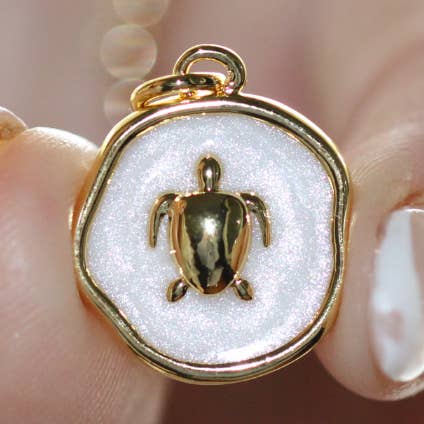 Tartaruga Marinha Dourada ~ Amuleto de Moeda Branca ~ Deep South Originals por atacado de Deep South Originals Inc.