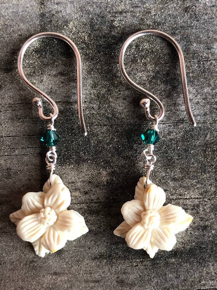 Pendientes de cornejo para venta al por mayor de Ivory Jacks