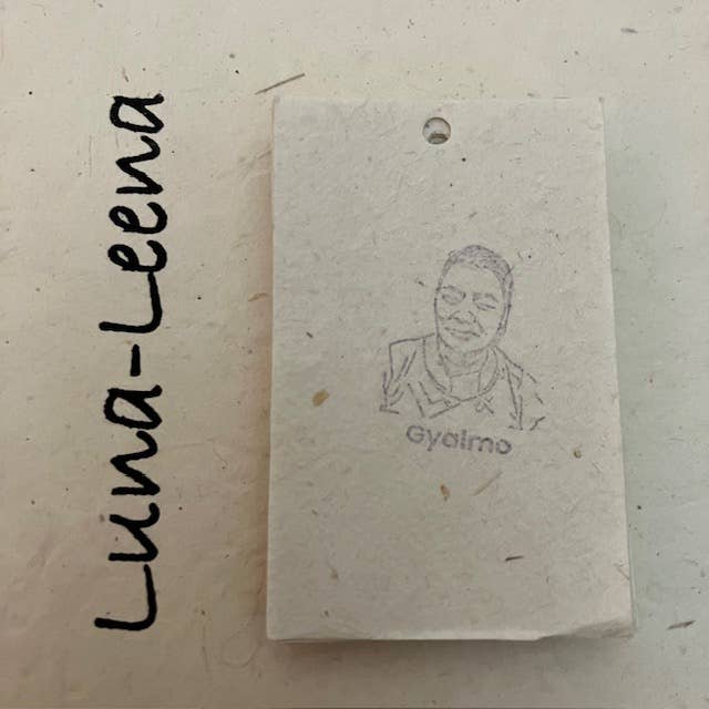 Luna-Leena - handmade in Nepal - Wholesale Makeup/Cosmetic Bag - bag: makeup bag - red - woven Dhaka - hand basket in Nepal5