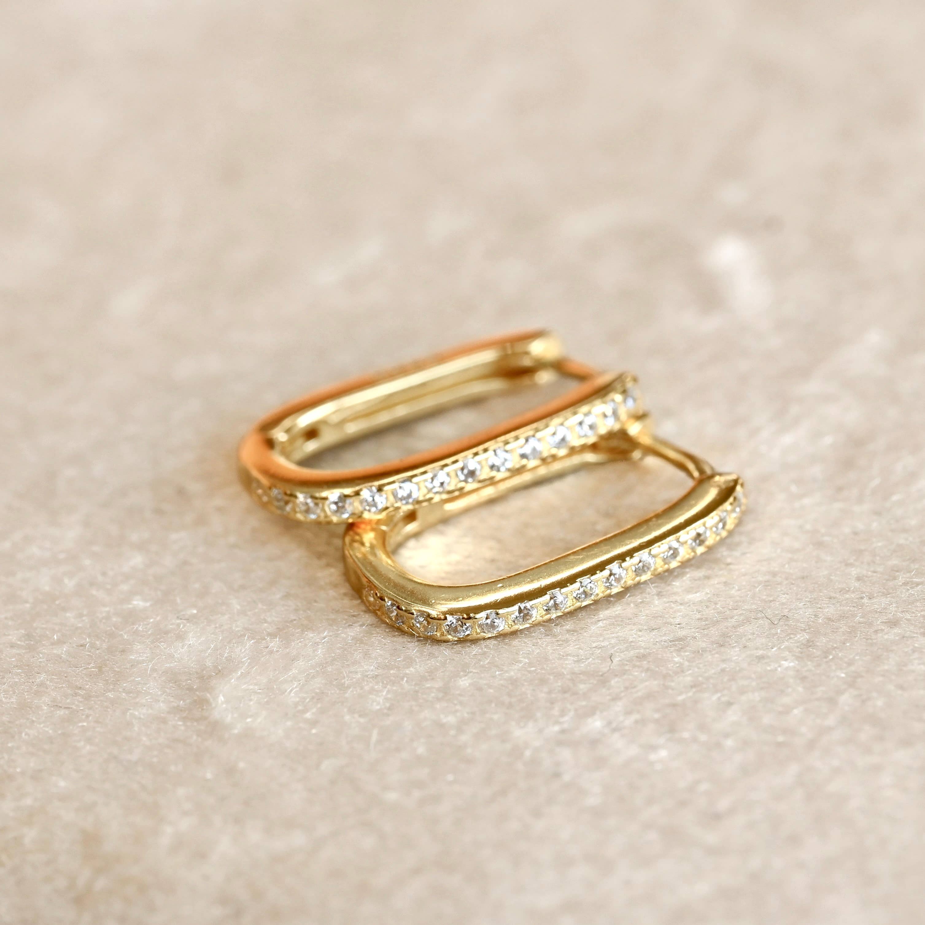 Blueyejewelry - Wholesale Hoop Earrings - Diamond U Hoops - 925 Silver Pavé Link Hoop Earrings7