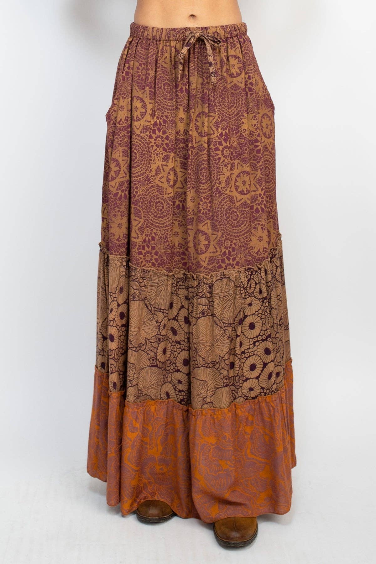 Lakhays Collection Inc. - Wholesale Skirt - Women's - Tiered Lace Print Maxi Skirt7