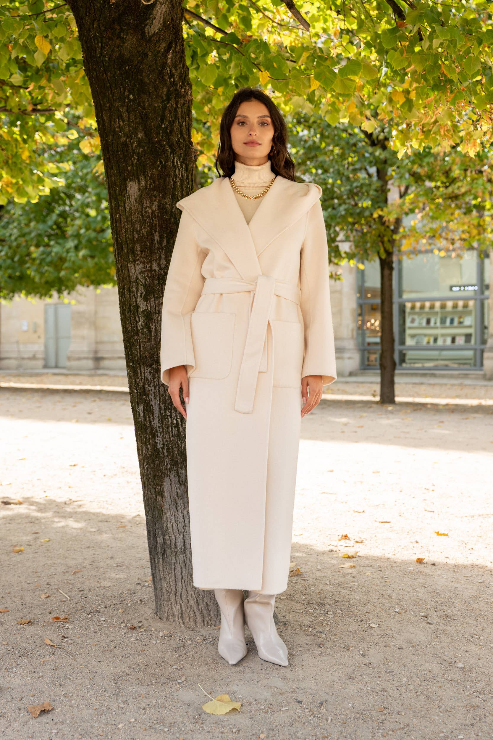 Attentif Paris - Wholesale Coat - Women's - Hand-sewn long wool coat with large hood and belt36
