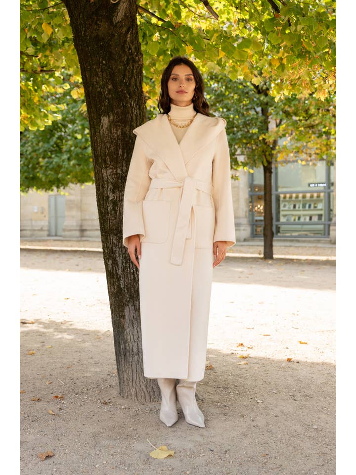 Attentif Paris - Wholesale Coat - Women's - Hand-sewn long wool coat with large hood and belt36